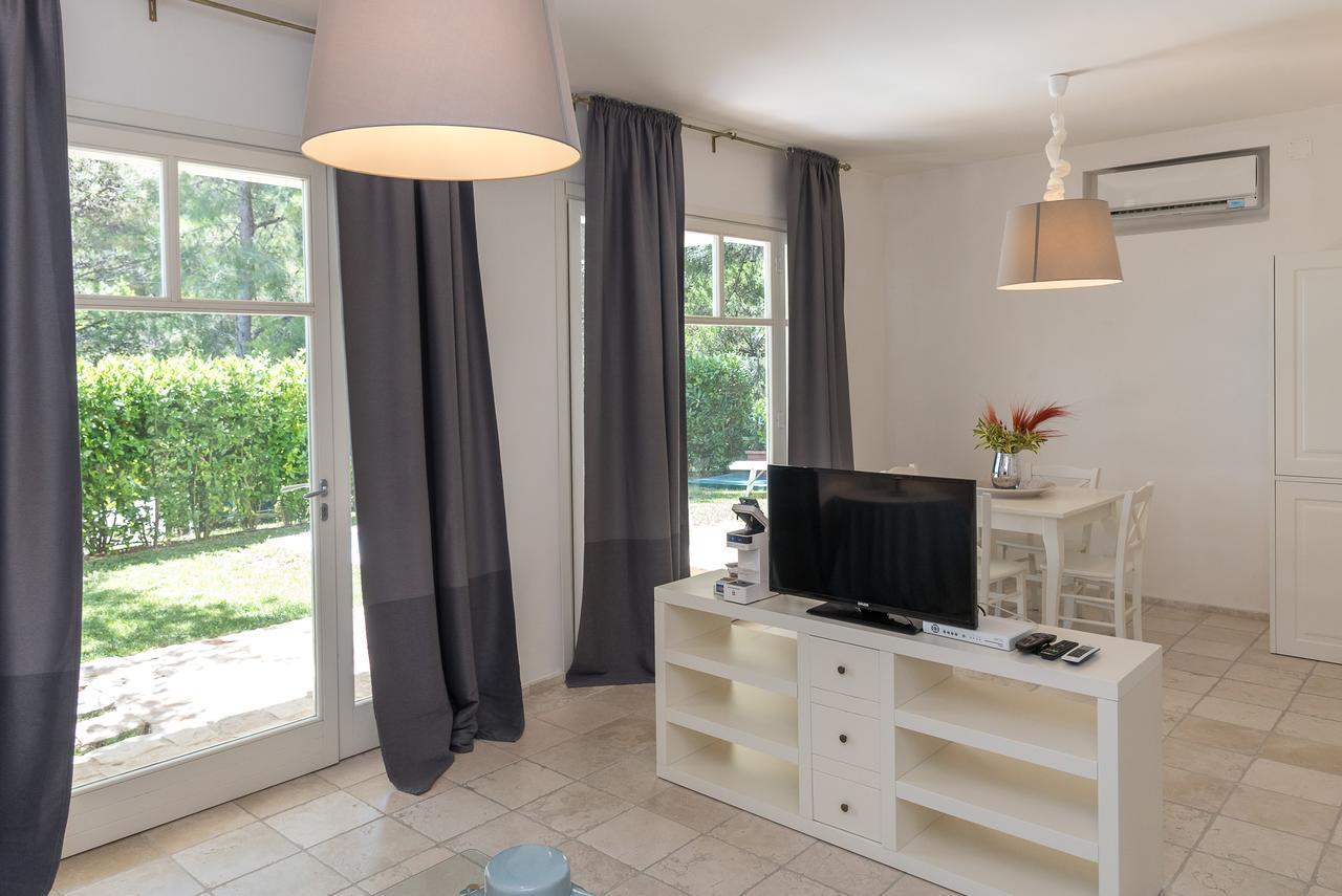 Baia Dei Mergoli Hotel Маттината Экстерьер фото