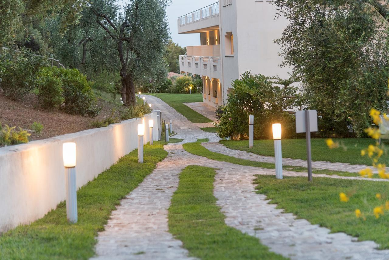 Baia Dei Mergoli Hotel Маттината Экстерьер фото